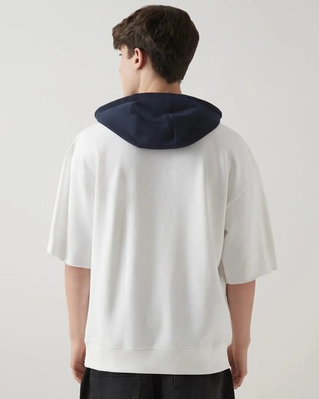 White Hoodie Texture Half Sleeve Pull-Over